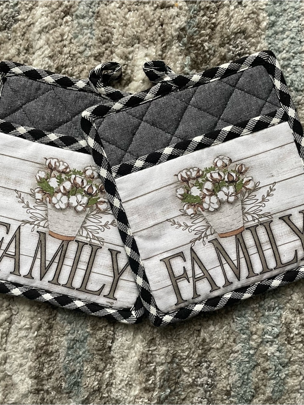 Kay Dee designs Quilted Cotton Pot Holders with Family farmhouse design